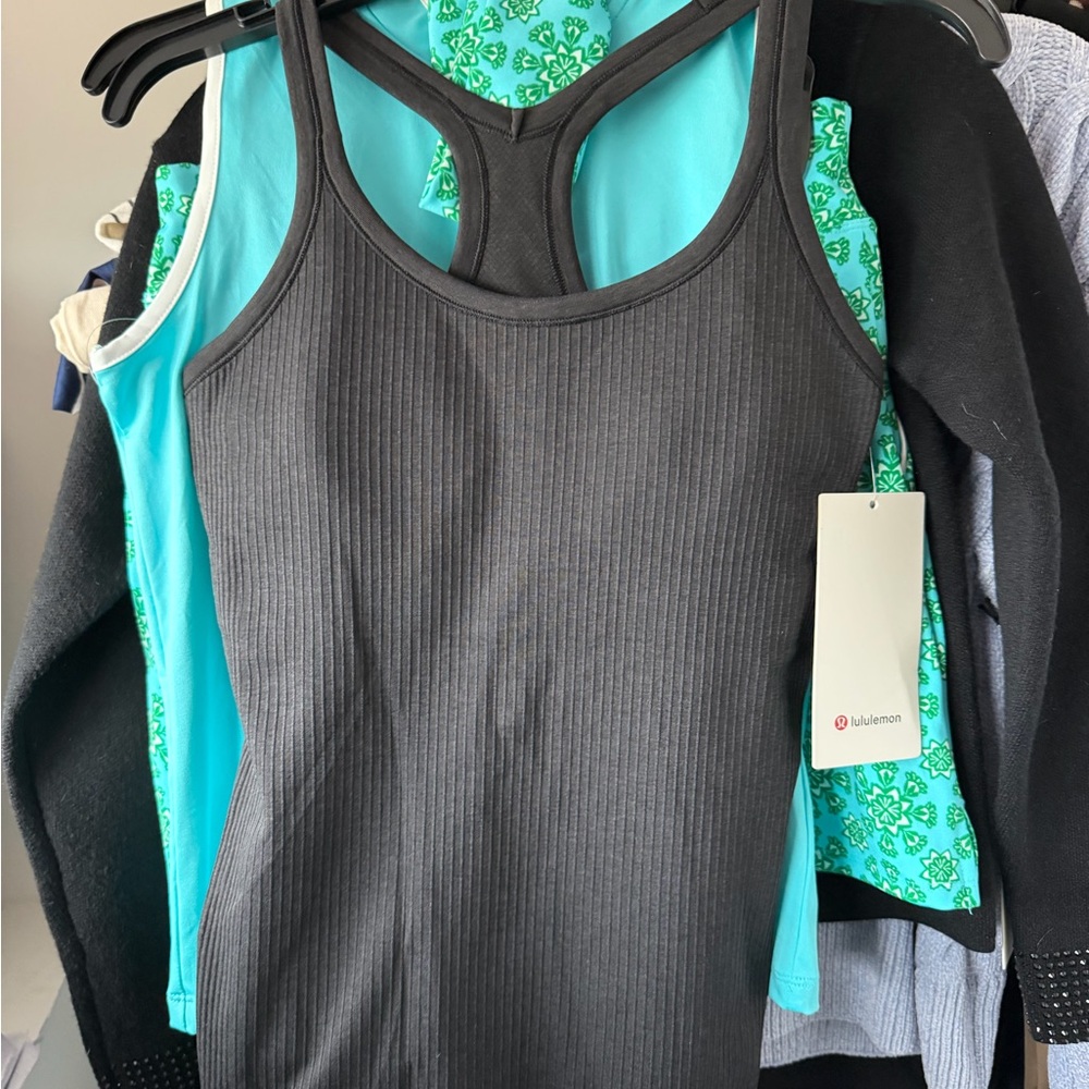 Lululemon Ebb to Street Black Ribbed Tank Top size 6 NWT